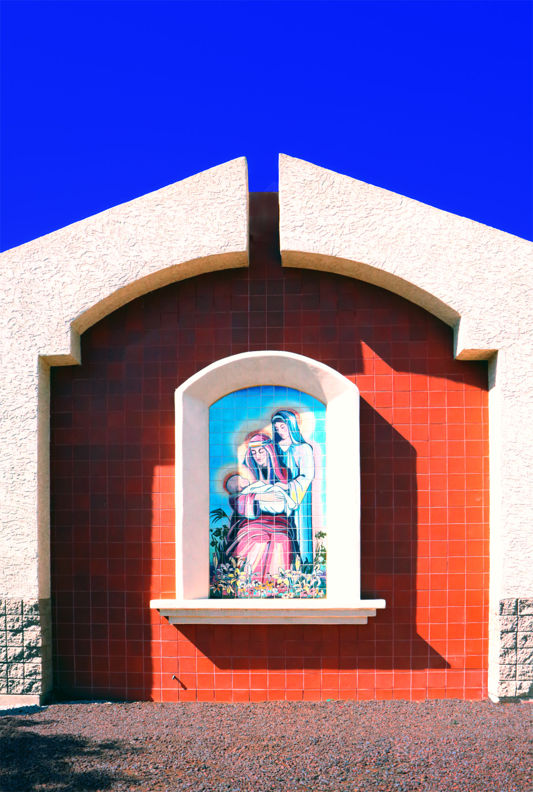 Facade Showuing St. Anne with Mary